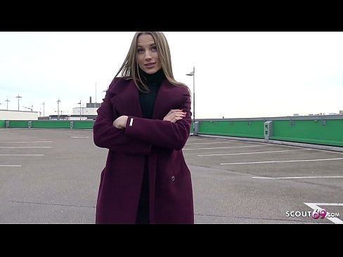 ❤️ SCOUT ɗin Jamus MAFARKI KARFE NE, KIKIN KYAUTA KYAUTA DA SEXY DON KUDI. ☑ Batsa